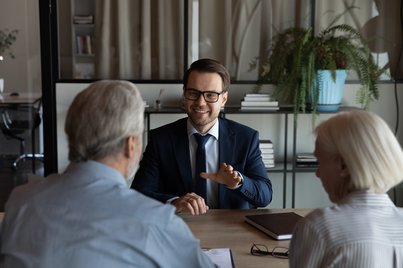 47 % des Français ne font pas confiance à leurs banques, mais y placent leur argent, bizarre, non ? 47 % des Français ne font pas confiance à leurs banques, mais y placent leur argent, bizarre, non ?